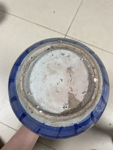 古玩陶瓷花卉紋西瓜罐真品鑒賞圖