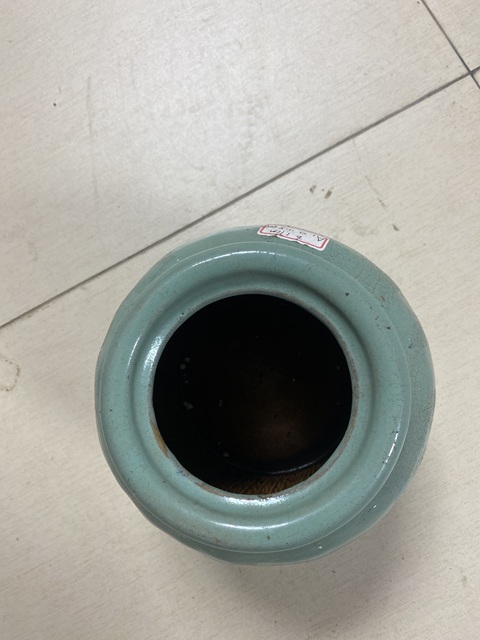古玩陶瓷綠釉罐真品鑒賞圖