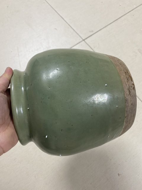 古玩陶瓷綠釉罐真品鑒賞圖
