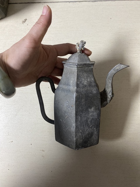 古玩陶瓷晚清錫壺真品鑒賞圖