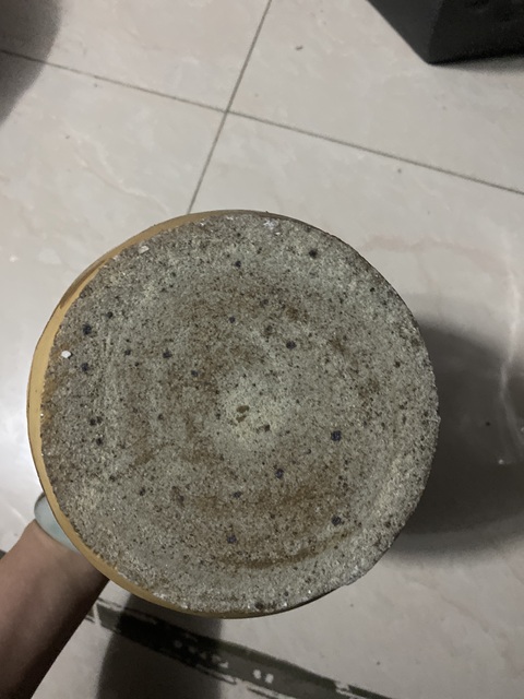 古玩陶瓷黃釉四系印花罐真品鑒賞圖