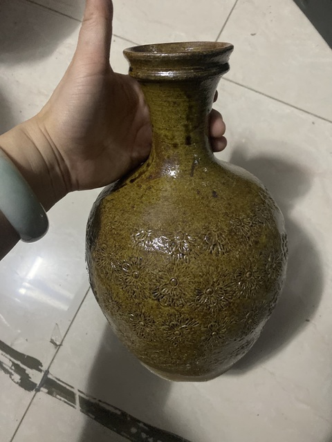 古玩陶瓷印花盤口瓶真品鑒賞圖