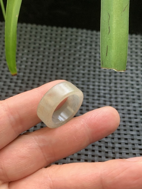 古玩玉器天然翡翠“指環(huán)”真品鑒賞圖