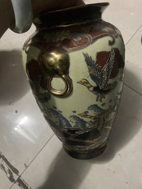 古玩陶瓷花鳥紋雙鋪首瓶真品鑒賞圖