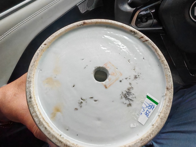 古玩陶瓷粉彩人物故事帽筒真品鑒賞圖