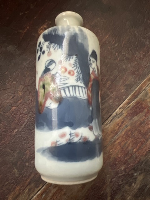 古玩陶瓷青花加紫鼻煙壺真品鑒賞圖