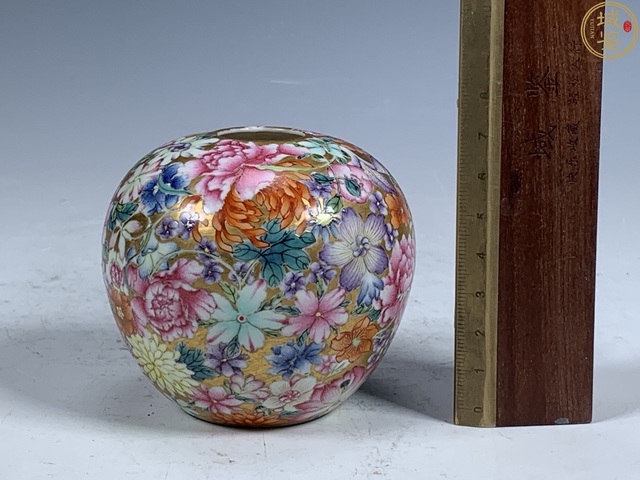 古玩陶瓷百花不落地粉彩水盂真品鑒賞圖