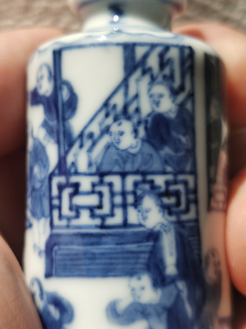古玩陶瓷青花鼻煙壺真品鑒賞圖
