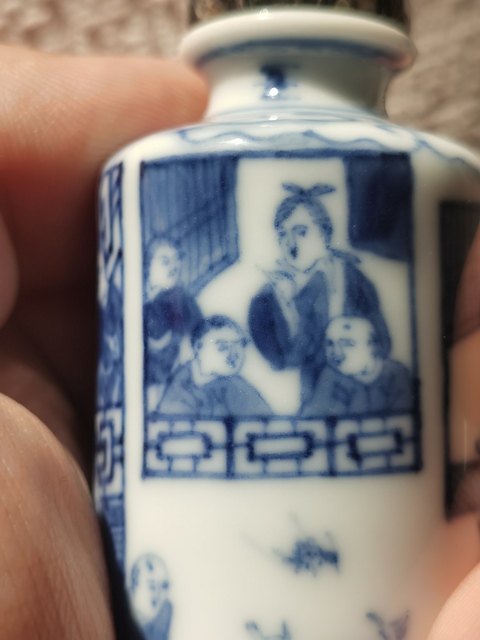 古玩陶瓷青花鼻煙壺真品鑒賞圖