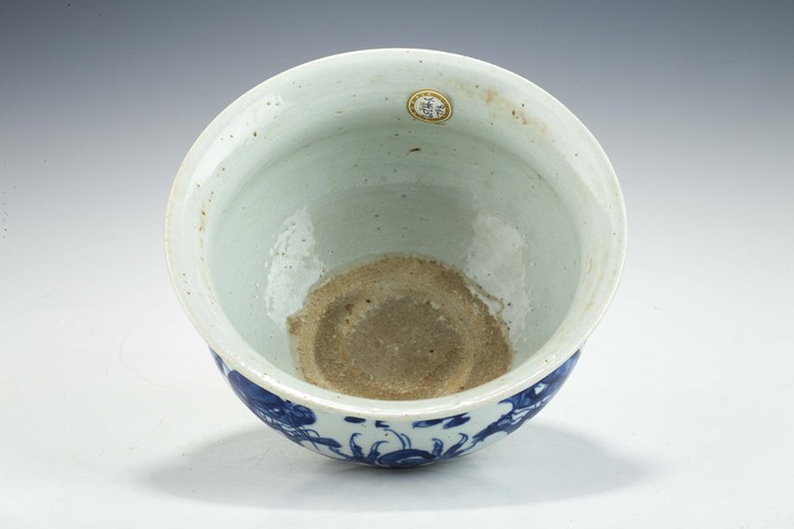 古玩陶瓷清早·青花雙龍戲珠紋香爐拍賣，當前價格0元