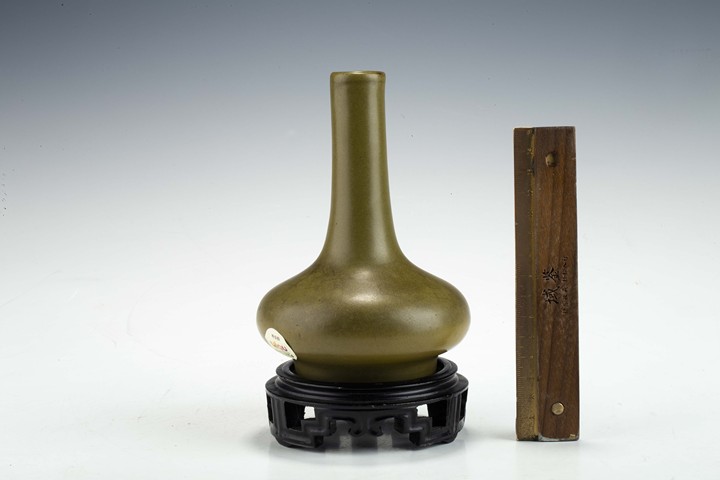 古玩陶瓷清末民初·茶葉末釉荸薺瓶拍賣(mài)，當(dāng)前價(jià)格3940元
