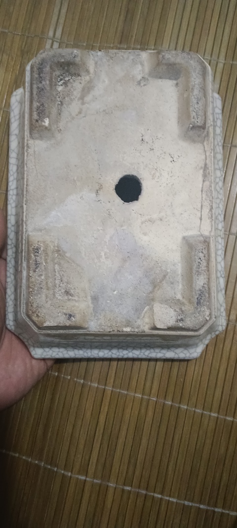古玩陶瓷哥釉花盆真品鑒賞圖