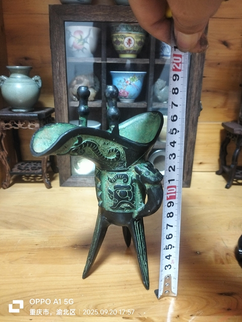 古玩銅器爵杯真品鑒賞圖