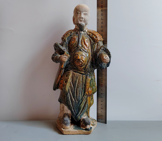 古玩陶瓷精品明代三彩持刀將軍俑拍賣，當前價格464元