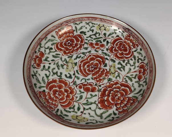 古玩陶瓷五彩牡丹圖盤真品鑒賞圖