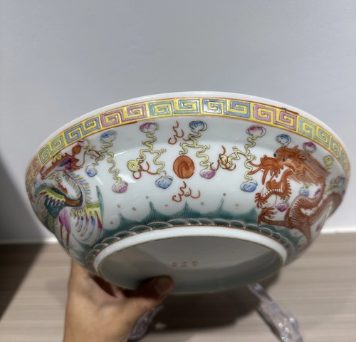 古玩陶瓷民國·粉彩龍鳳呈祥紋盤 真品鑒賞圖