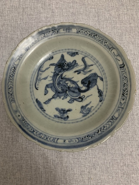 古玩陶瓷明中偏空白期 青花麒麟望月盤拍賣,當前價格8000元