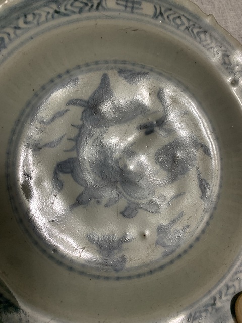 古玩陶瓷明中偏空白期 青花麒麟望月盤拍賣,當前價格8000元