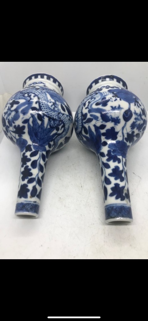 古玩陶瓷青花龍紋長頸瓶真品鑒賞圖