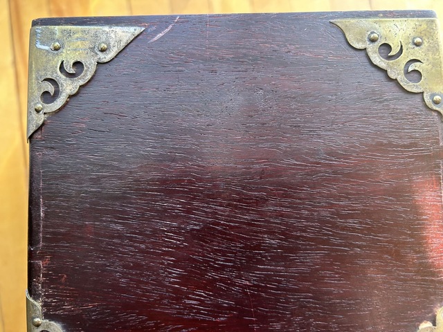 古玩雜項花梨木雕刻制作木箱真品鑒賞圖