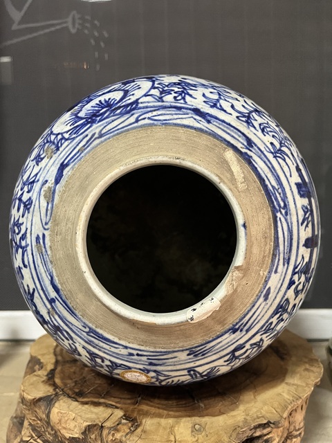 古玩陶瓷囍字紋青花罐真品鑒賞圖