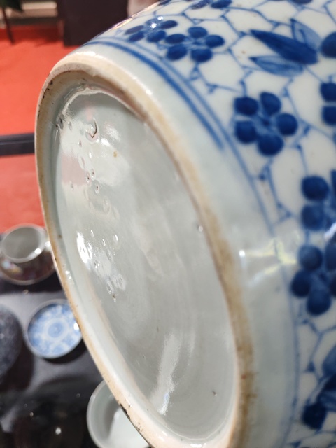 古玩陶瓷青花四系粥罐真品鑒賞圖