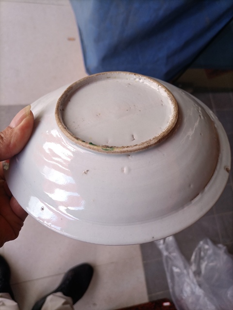 古玩陶瓷五彩花卉紋盤拍賣，當前價格1800元
