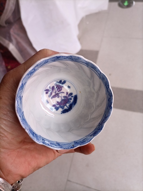 古玩陶瓷青花花卉紋花口杯真品鑒賞圖
