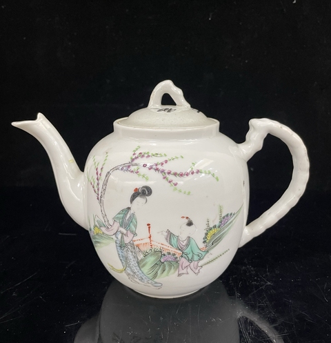 古玩陶瓷民國(guó)-粉彩人物故事壺拍賣，當(dāng)前價(jià)格999元