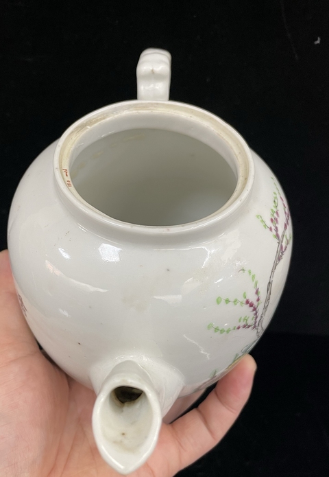 古玩陶瓷民國(guó)-粉彩人物故事壺拍賣，當(dāng)前價(jià)格999元