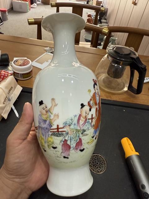 古玩陶瓷粉彩人物故事觀音瓶真品鑒賞圖