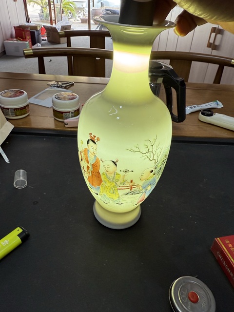 古玩陶瓷粉彩人物故事觀音瓶真品鑒賞圖