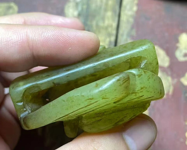 古玩玉器帶穿真品鑒賞圖