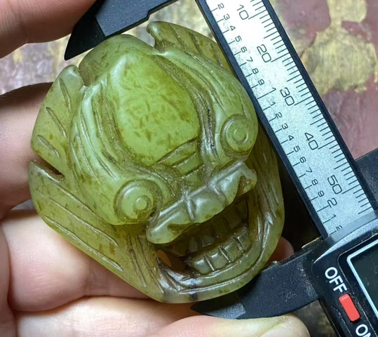 古玩玉器帶穿真品鑒賞圖