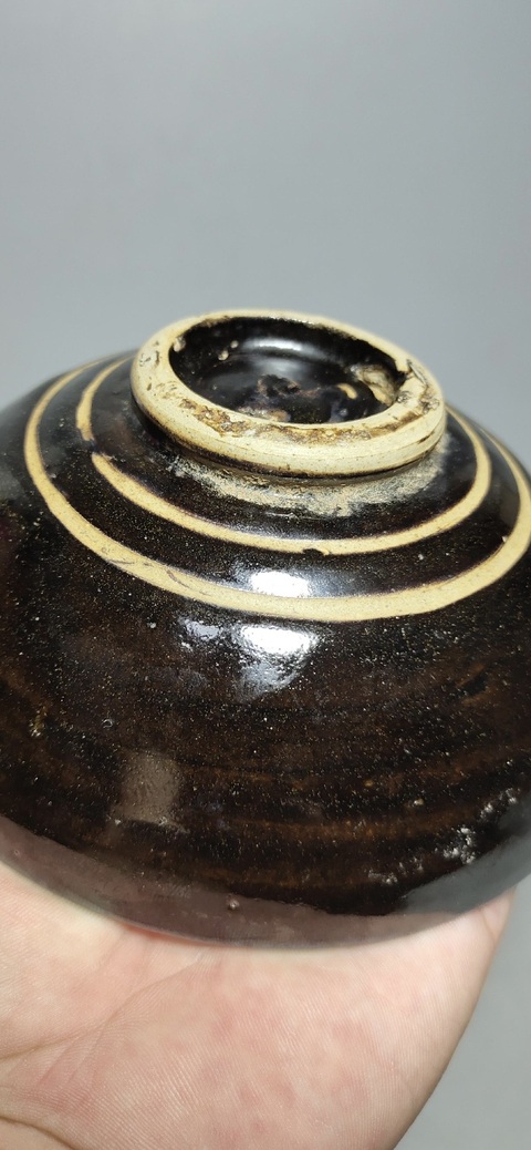 古玩陶瓷元末明初時期黑釉碗真品鑒賞圖