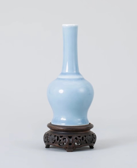 古玩陶瓷天藍釉瓶真品鑒賞圖