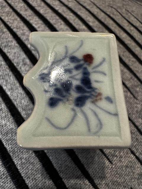 古玩陶瓷青花釉里紅硯滴真品鑒賞圖