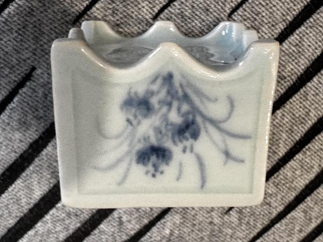 古玩陶瓷青花釉里紅硯滴真品鑒賞圖