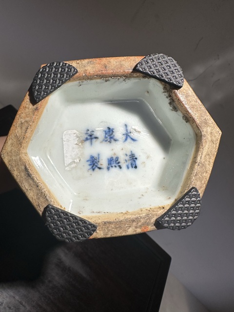 古玩陶瓷五彩人物故事六方瓶一對真品鑒賞圖