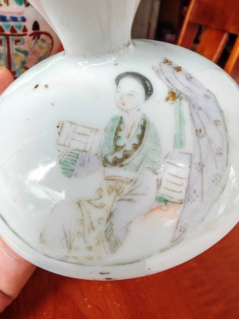 古玩陶瓷粉彩仕女人物蓋缸真品鑒賞圖