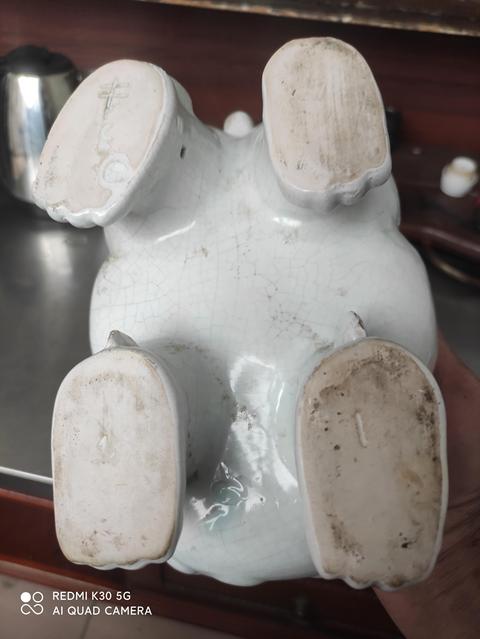 古玩陶瓷白釉狻猊香薰真品鑒賞圖