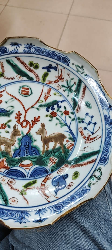 古玩陶瓷青花五彩盤真品鑒賞圖