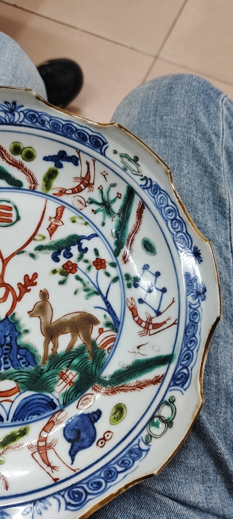 古玩陶瓷青花五彩盤真品鑒賞圖