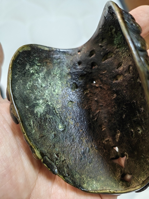 古玩銅器鴨型銅香薰真品鑒賞圖