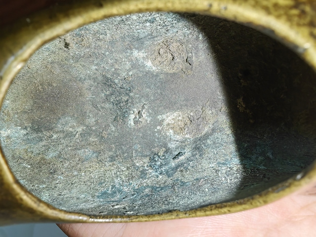 古玩銅器鴨型銅香薰真品鑒賞圖