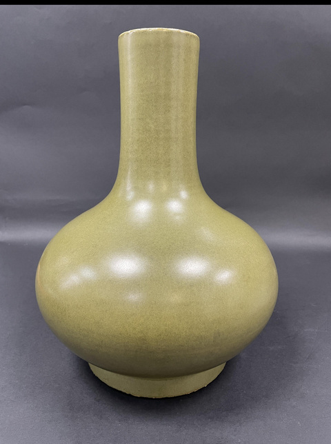 古玩陶瓷清光緒 茶葉末釉荸薺瓶真品鑒賞圖