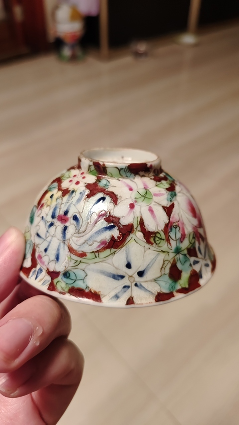古玩陶瓷百花不落地粉彩茶圓真品鑒賞圖