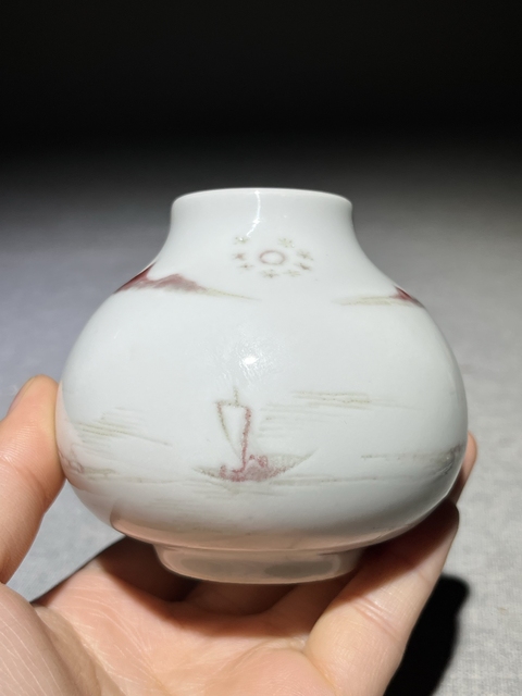 古玩陶瓷釉里紅山水紋蚊香底尊真品鑒賞圖