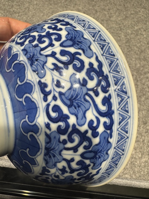 古玩陶瓷青花苜蓿紋宮式碗真品鑒賞圖