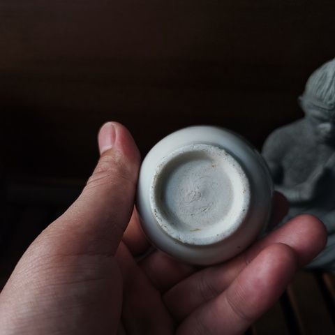 古玩陶瓷晚明德化窯白釉杯真品鑒賞圖
